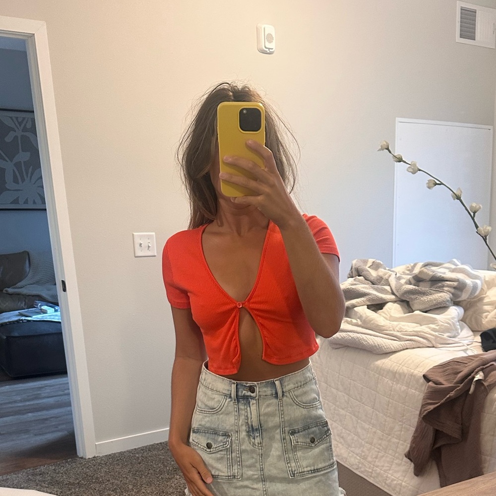 Skatie Crop Top